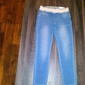 Arizona girls size 7 jeggings. NWT!